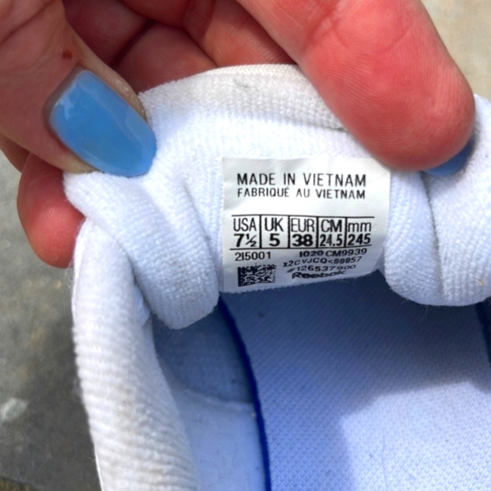 Women's Reebok Sneakers - Picture 4 of 6